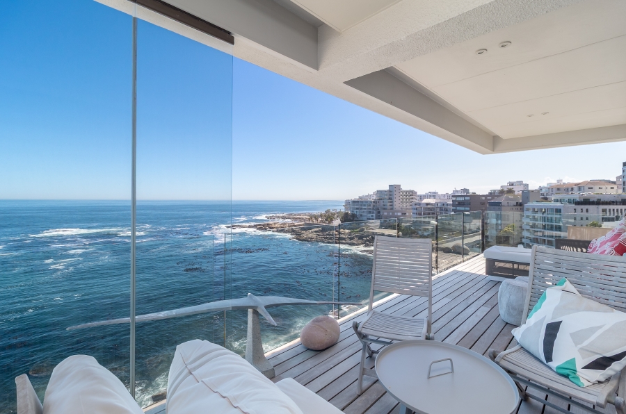 To Let 2 Bedroom Property for Rent in Bantry Bay Western Cape
